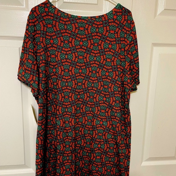 NWT Lularoe Plus Size 3X Hi Lo hem Spring or summer top Comfy and soft Tunic top - Picture 2 of 5